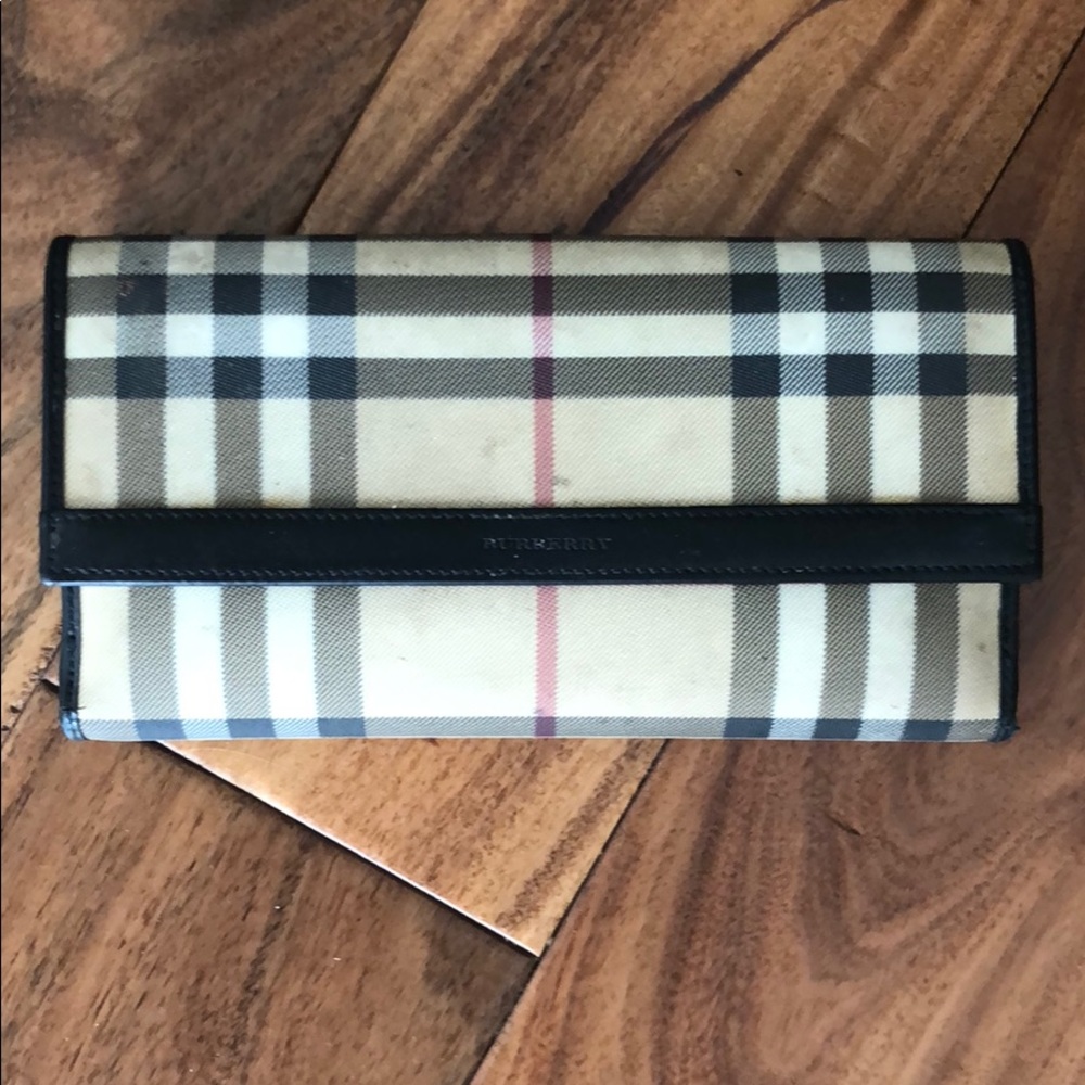 Burberry wallet